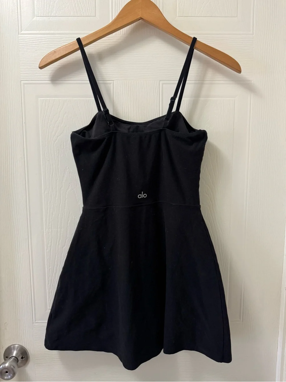 ALO Yoga Black Spaghetti-Strap Mini Dress The top doesn't have pads